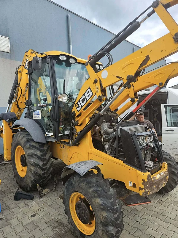 SERVIS JCB 3CX